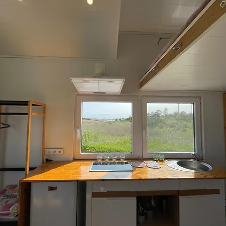 Kemp Anniksson Tiny House *